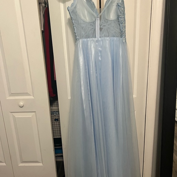 Windsor prom dress. Women’s, size 4. - Picture 2 of 3